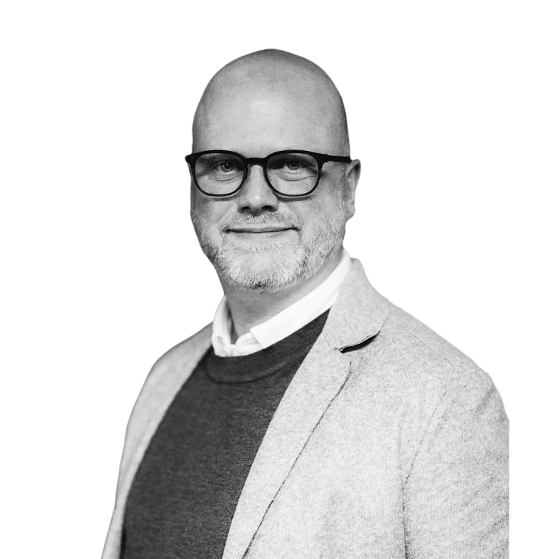 Dennis  Rave